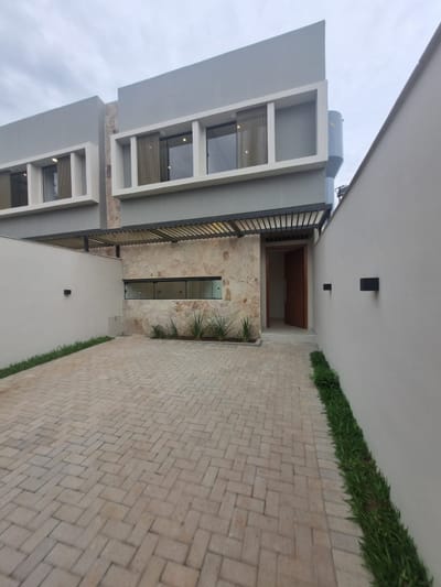 ✨ DÚPLEX EN VENTA – FERNANDO DE LA MORA ZONA NORTE ✨