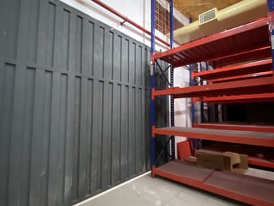 ALQUILO DEPOSITO DE 650 M2 EN BARRIO SAN VICENTE