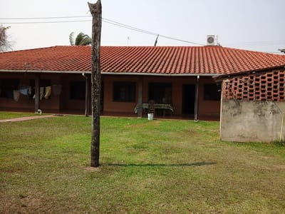 Hermosa casa frente al Aeropuerto Viru Viru