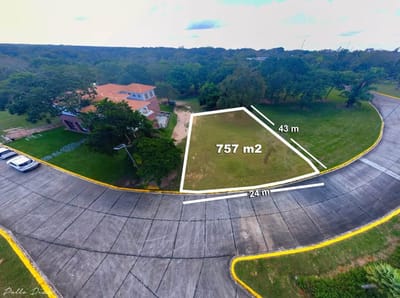 TERRENO EN VENTA EN URUBO VILLAGE