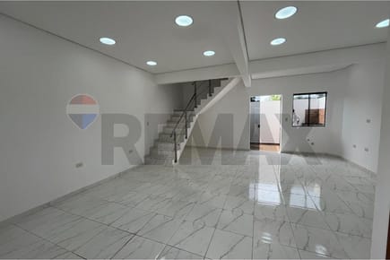 DUPLEX BARRIO CERRADO EL PARAISO - LAMBARE