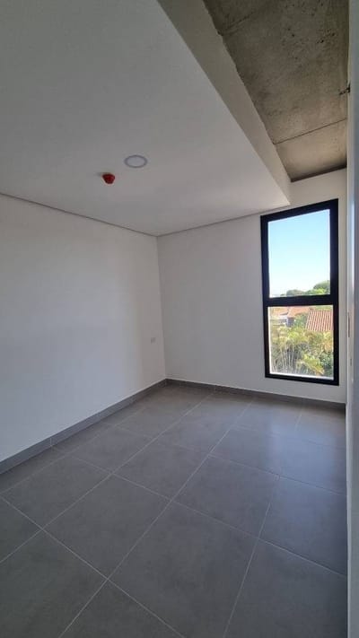 Alquilo departamento de un dormitorio en ed. Alemania Sajonia