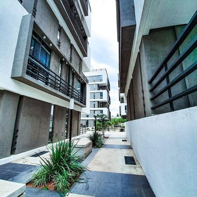 Departamento En Complejo Residencial Lambare