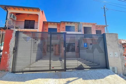 En venta Duplex  Fernando De La Mora, Paraguay