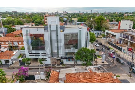 OFICINAS CORPORATIVAS EN EDIFICIO BUSINESS CENTER