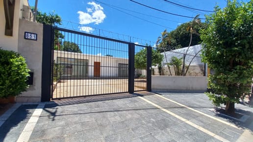 EN ALQUILER – OFICINA+ TINGLADO EN BARRIO – HERRERA  ASUNCIÓN