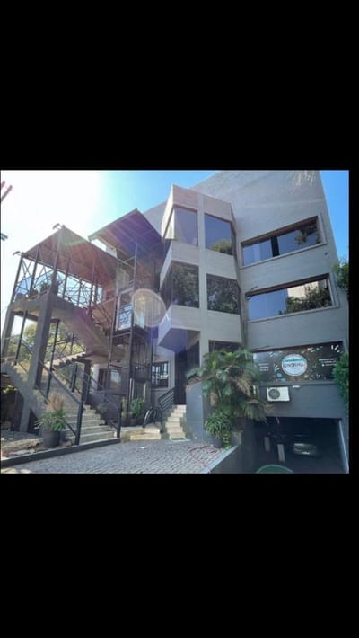EN VENTA, COMPLEJO DEPORTIVO DE PRIMER NIVEL EN EXCLUSIVA ZONA DE ASUNCIÓN. 