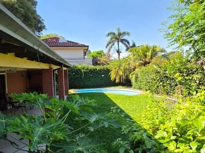 VENTA DE CASA EN LOS LAURELES!!! ASUNCION!!!