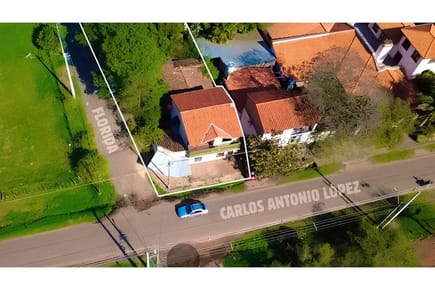 Casa-Venta-Carlos A. Lopez esq/Florida, Centro, Limpio, Central