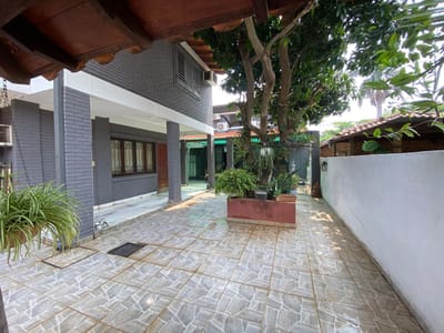 290.000 USD - VENDO CASA EN BARRIO MCAL. LOPEZ