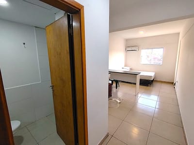 Vendo Dpto. Monoambiente Con 1 Cochera En Fdo. Zona Norte