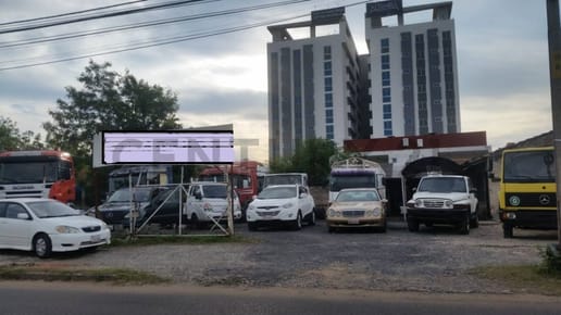 EN VENTA - AMPLIO TERRENO COMERCIAL SOBRE AVDA MADAME LYNCH