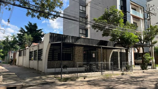 Tu restaurante en el corazón de Equipetrol.