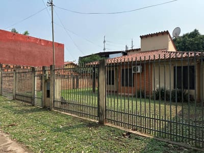 VENDO TERRENO CON CASA A DEMOLER