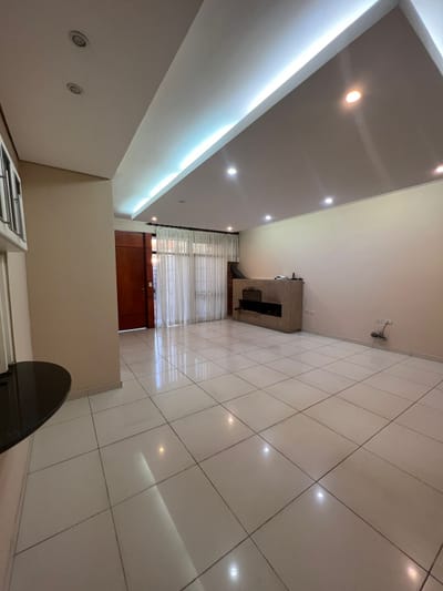 Vendo Duplex. Barrio San Cristobal. COD 002