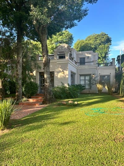 Vendo Casa en Barrio Cerrado Plaza de los Mangos. 