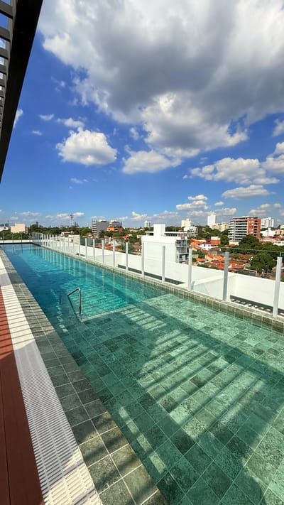 En venta departamento 1 dormitorio + 1 cochera Barrio Jara 