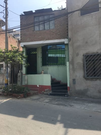 VENDO CASITA