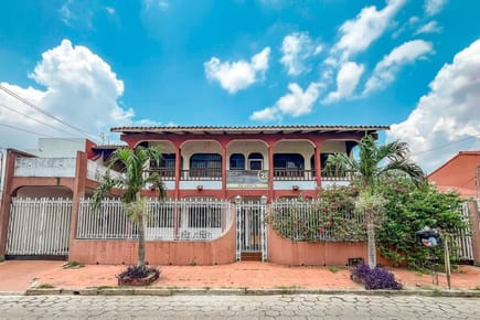 CASA EN VENTA 