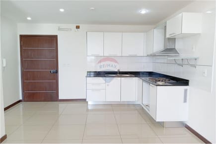 Departamento en Edificio Robelini
