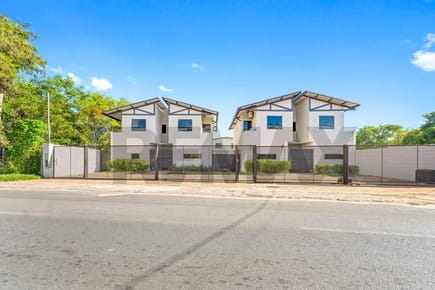 VENDO DUPLEX A ESTRENAR EN LOMA MERLO