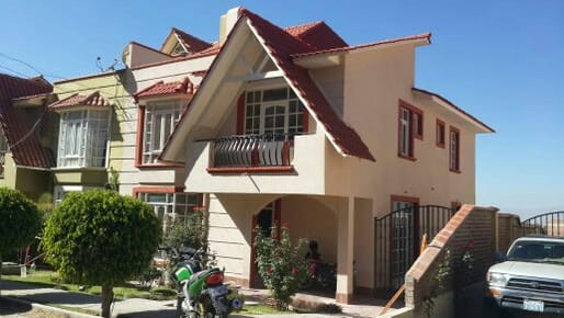 HERMOSA CASA EN CONDOMINIO CERRADO