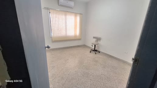 EN VENTA CONSULTORIO EN EL EDIFICIO GATTI