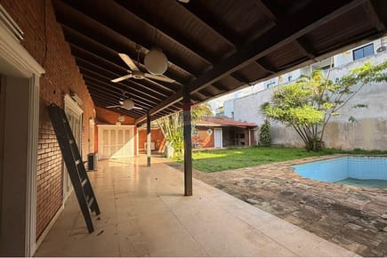 ALQUILO CASA 2 PLANTAS LAS LOMAS VIVIENDA/COMERCIO