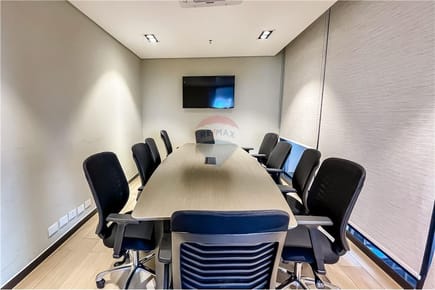 VENDO OFICINA SKYPARK – PISO 11 C – 80 M²
