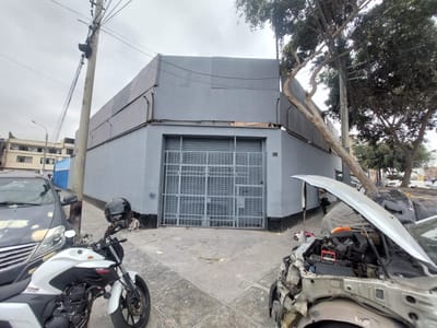 Vendo Local Comercial De 305 M2 En Cercado De Lima 
