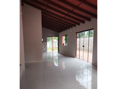 VENDO CASA en CAÑADA SAN RAFAEL, LUQUE, CENTRAL