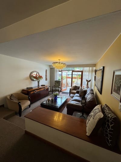 Flat De 184 M² En Primer Piso Con Jardín Y Terraza En Chacarilla, Surco