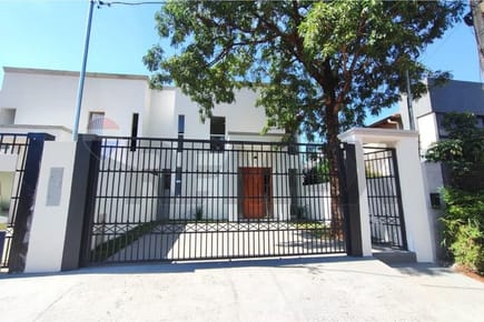 En Venta Dúplex Luque