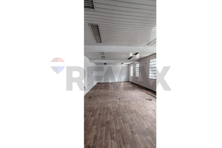 ALQUILER DE COMPLEJO COMERCIAL - FDO. DE LA MORA
