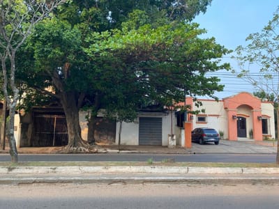 VENDO TERRENO SOBRE SANTISIMA TRINIDAD