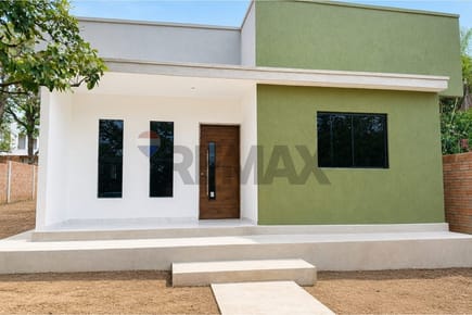 PRECIOSA CASA A ESTRENAR ZONA ALAMO CAPIATÁ R2.