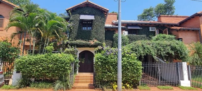 1.500 USD ALQUILO EN MBURUCUYA