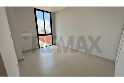 Vendo departamento de 3 dormitorios en Recoleta- Asunción