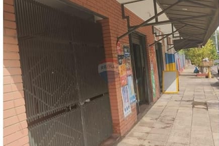 Casa de Categoría en Santa María – Vivienda y Espacio Comercial en un Solo Lugar