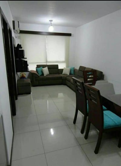 HERMOSO DEPARTAMENTO EN VENTA. EN AV. ROCA Y CORONADO