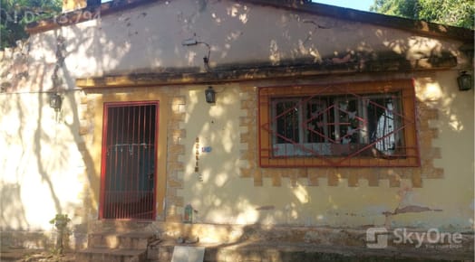 VENDO amplia propiedad con vivienda   ZONA 4 MOJONES