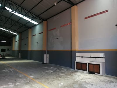 DEPÓSITO EN ALQUILER – BARRIO UNIVERSO, MARIANO R ALONSO – ZONA PUENTE REMANSO