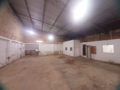 TINGLADO EN ALQUILER - LAMBARÉ- Asunción