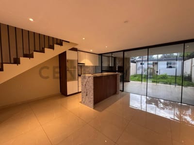 Duplex en venta por Encarnacion 