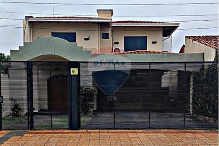 Casa-Venta-PY Asunción Salvador del Mundo  Punta Brava  Dr. Noguez 