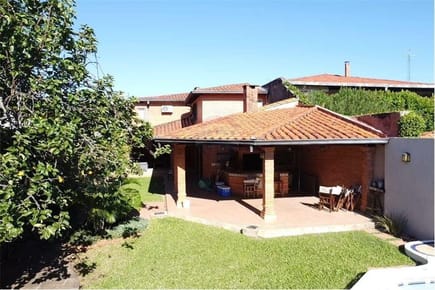 EN VENTA HERMOSA Y AMPLIA RESIDENCIA EN ASUNCIÓN - VISTA ALEGRE