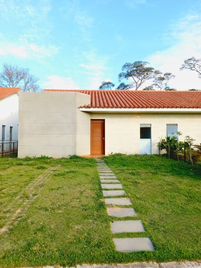 EN VENTA | HERMOSA CASA A ESTRENAR EN ZONA NORTE