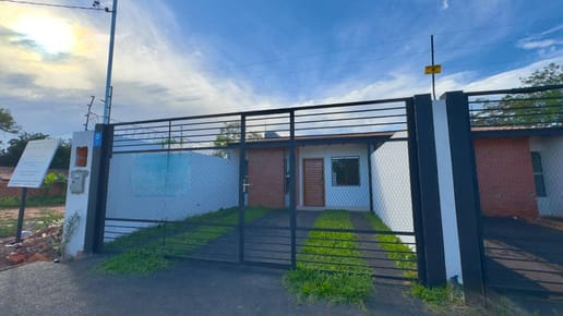 Casa en Venta 2 dormitorios - Luque, Central