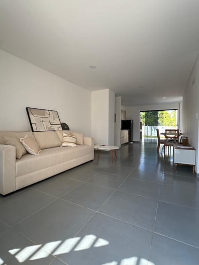 VENDO CASA DE 3 HAB, LUQUE 