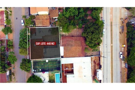 TERRENO EN CALLE PARALELA A MOLAS LOPEZ